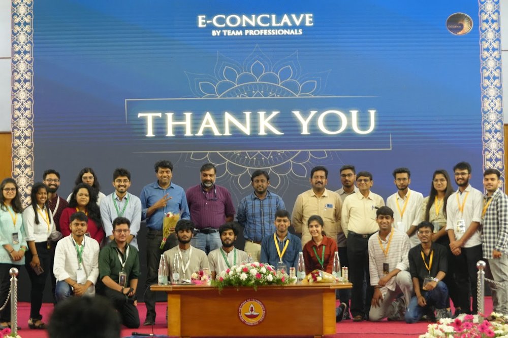 E-Conclave group photo on stage